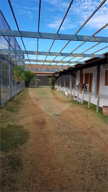 Chácara em condomínio Quinta dos Buritis 3 quartos, 1000 m²