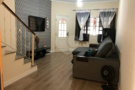 A VENDA SOBRADO, 100M², 3 DORMITORIOS 2 SENDO SUITE, 3 BANHEIROS, 2 VAGAS DE GARAGEM, SÃO JOSÉ DOS C
