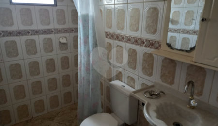 Casa Térrea à venda com 3 quartos em Cidade Aracy, São Carlos, SP
