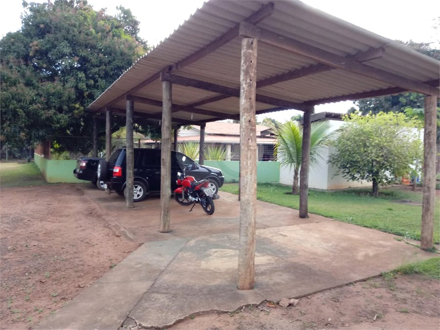 Chácara Balneário do 29 com piscina.