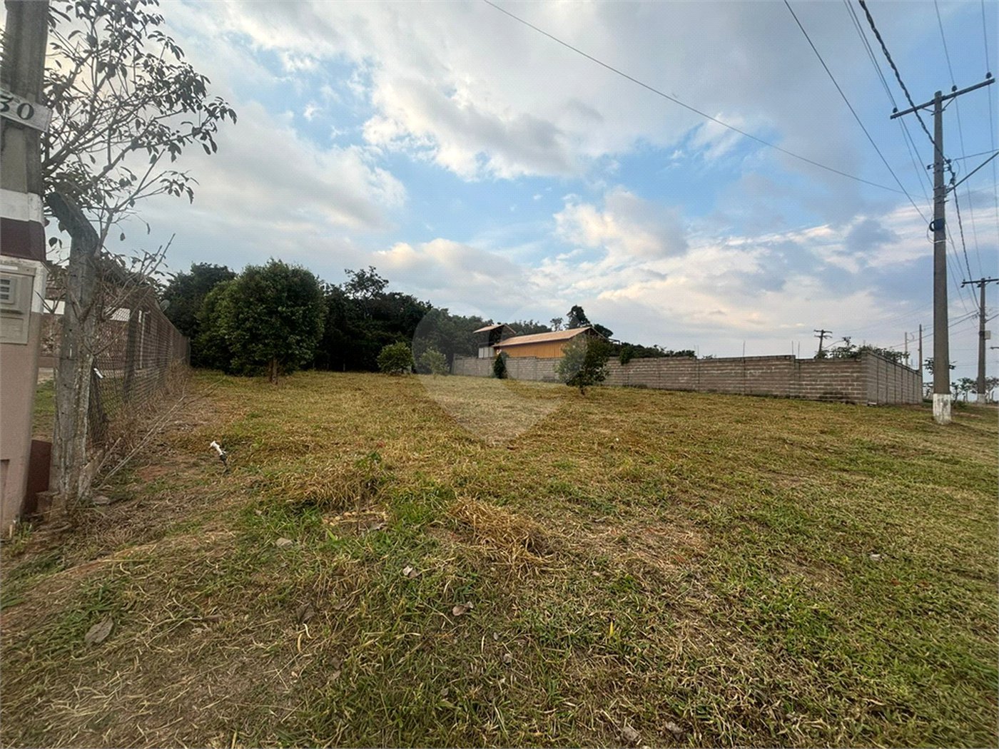 Terreno à venda no condomínio Broa Eco Village, Brotas - SP