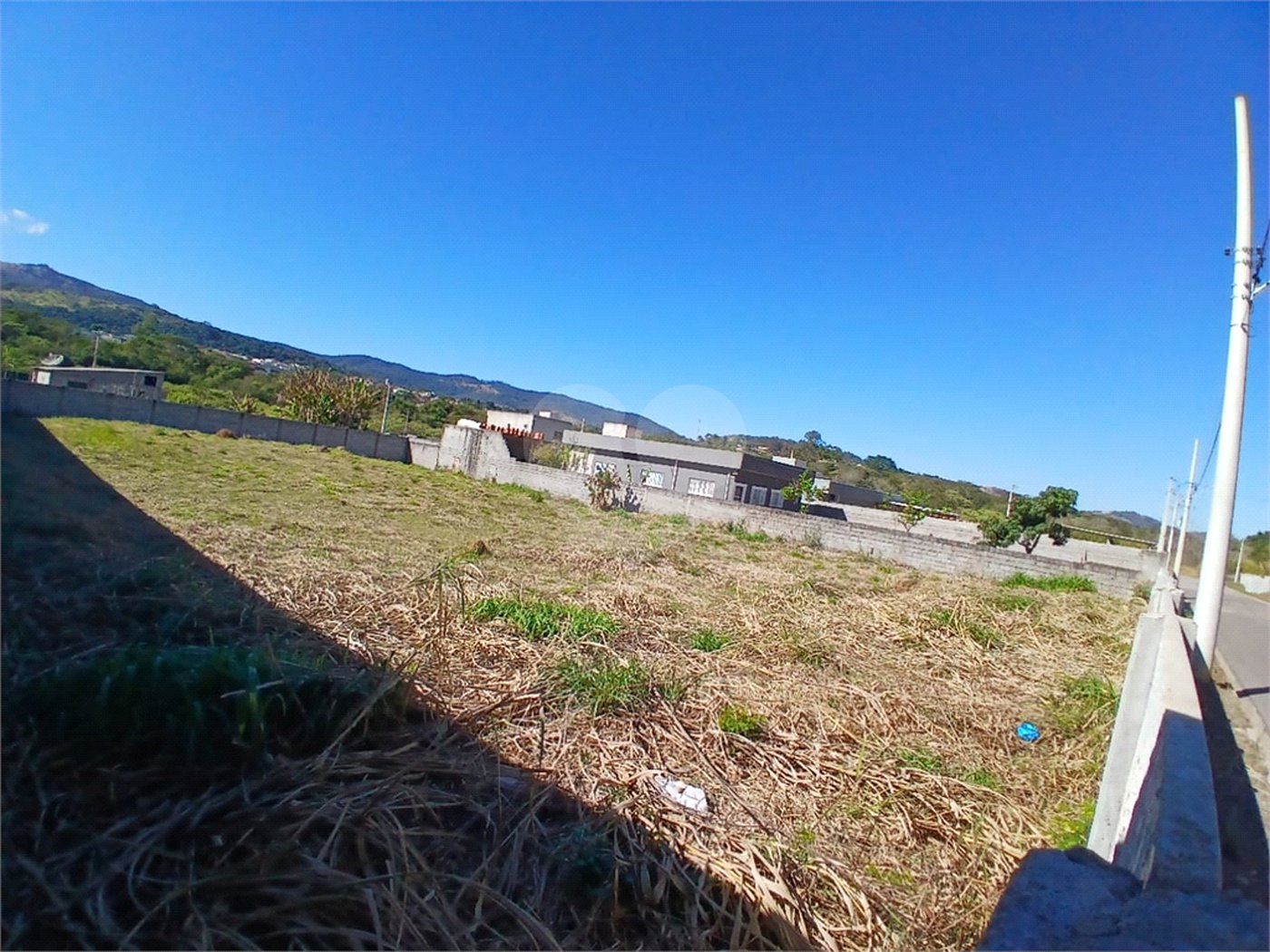 Terreno a venda no Jardim Estância Brasil com 1400m²