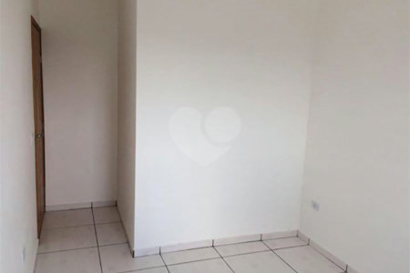 Apartamento a venda em Atibaia com 2 dormitórios.