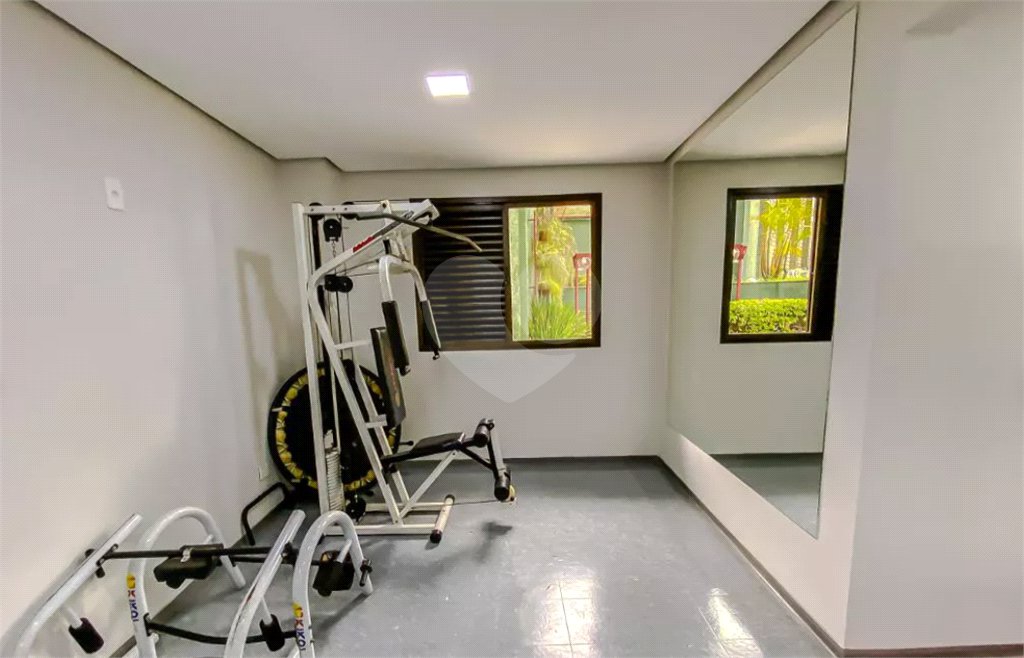 Apartamento na Região do Anália Franco Próximo ao Shopping com 3 Dormitórios sendo 1 Suíte e 2 Vagas de Garagem