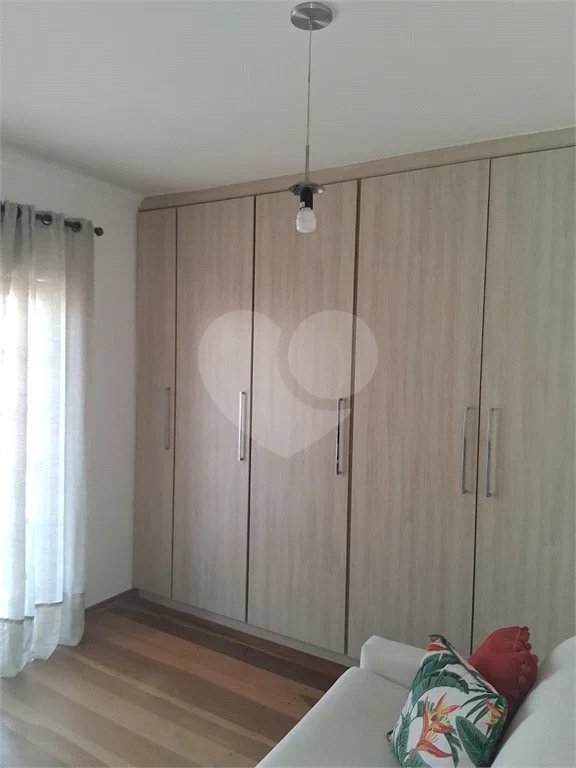 Casa à Venda na Vila Rosália | 4 Dorms, Área Gourmet e Rua Sem Saída