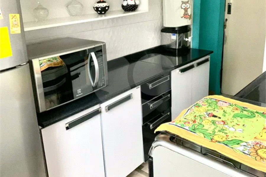 LINDO APARTAMENTO COM 02 DORMITÓRIOS.