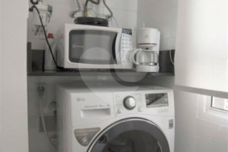 Apartamento de 45 m2 na Bela Vista, mobiliado, pronto para morar !