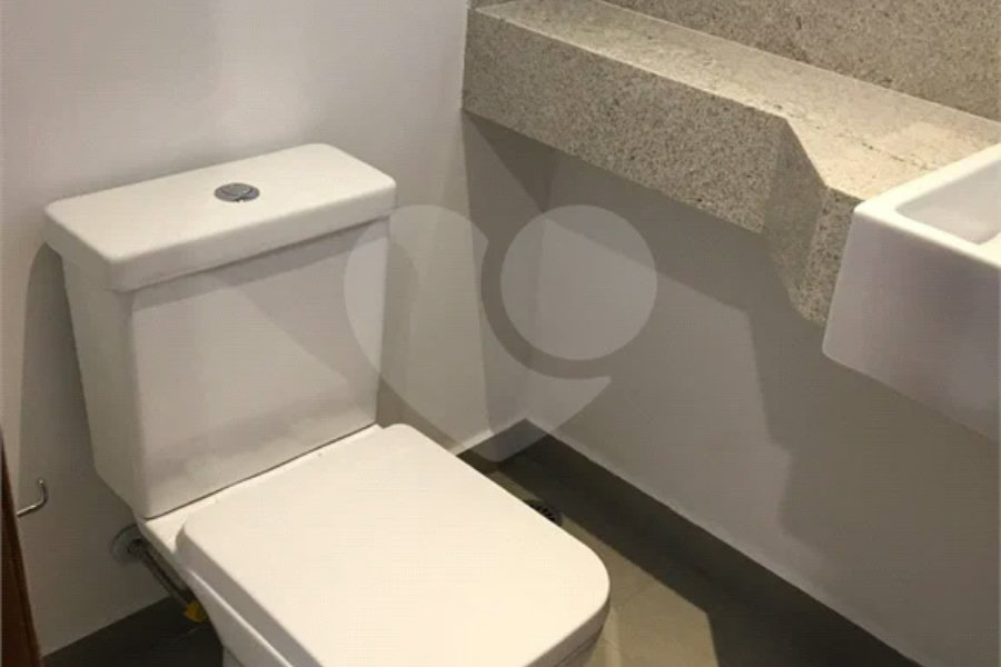Casa, 3 dormitórios, 1 suíte, 2 vagas, para locação em Água Fria, em São Paulo