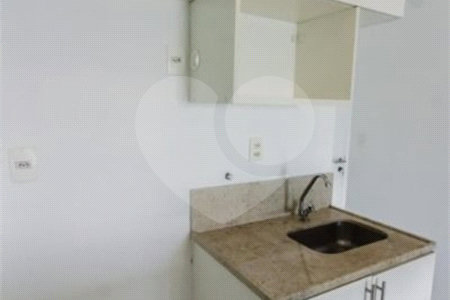 Apartamento com 66m², 2 dormitórios, 1 vaga de garagem, à venda na Barra Funda.
