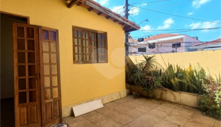 Sobrado à venda com 3 quartos, sendo 1 suíte,  em Jardim Bonfiglioli, São Paulo, SP