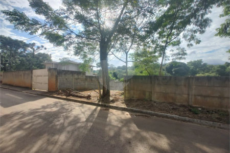Terreno em Atibaia com 1.196 metros, ótimo para chácara, excelente localização, avalia permuta com casa maior valor