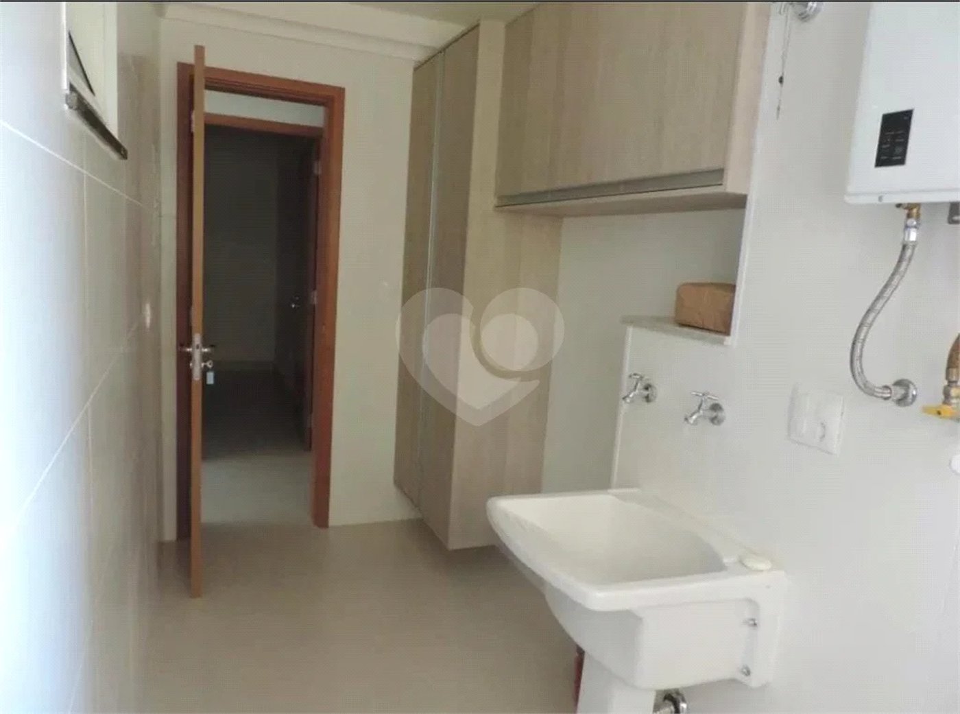 Apartamento Dubai no Bairro Vila Independência com 3 dormitórios