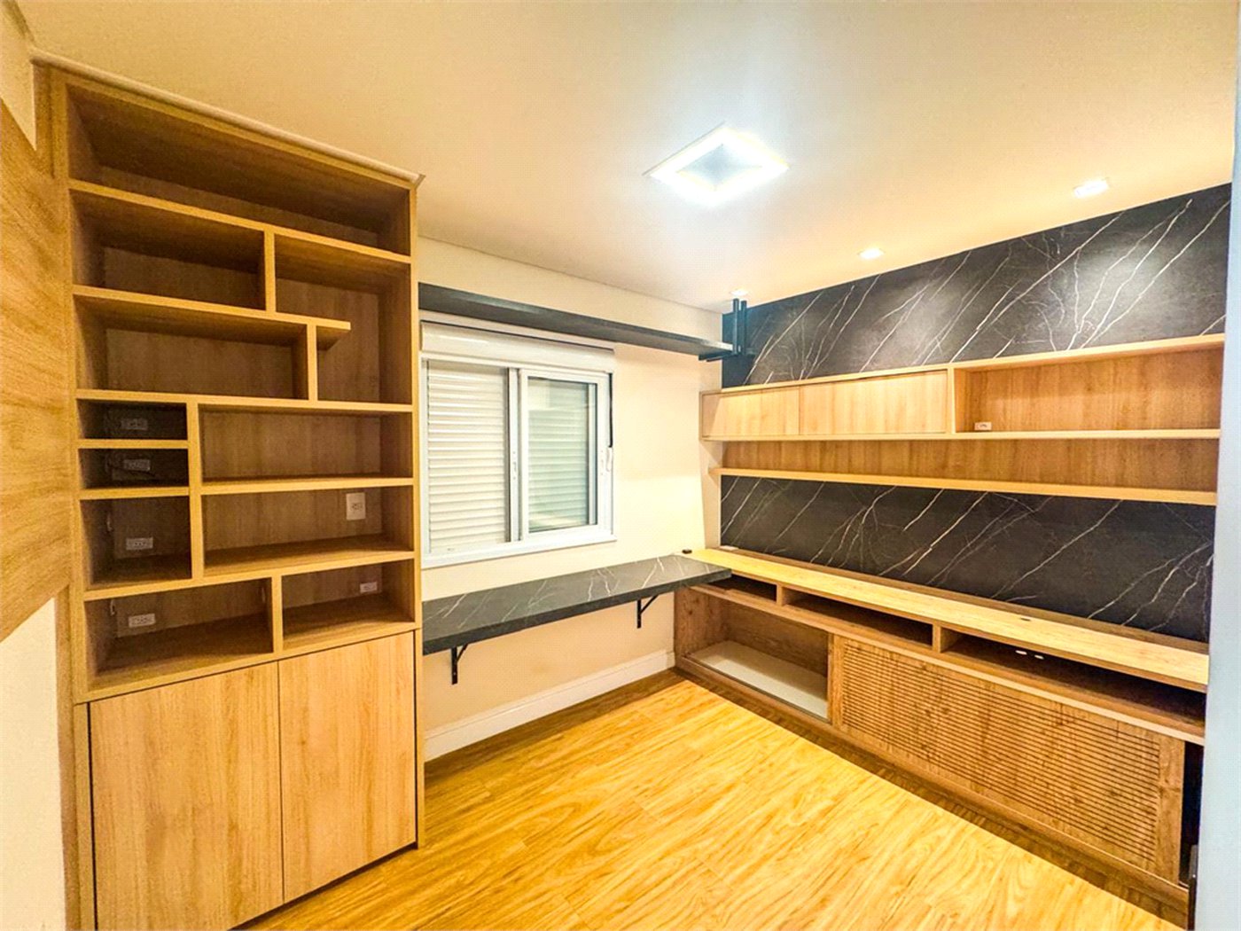 Apartamento de 3 Dormitórios á venda no Parque Faber Castell - São Carlos.