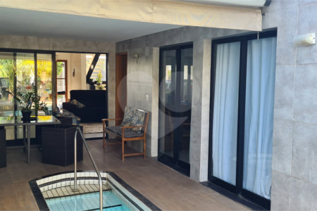 Casa térrea no Condomínio Jardim Botânico , localizado na cidade Bady Bassit/SP .
