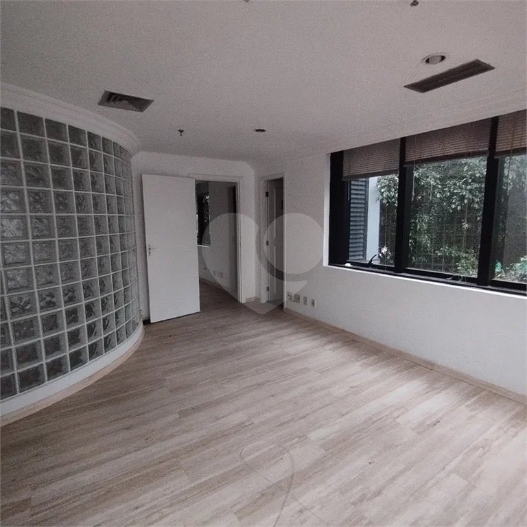 Sala comercial para locação no Jardim Paulista