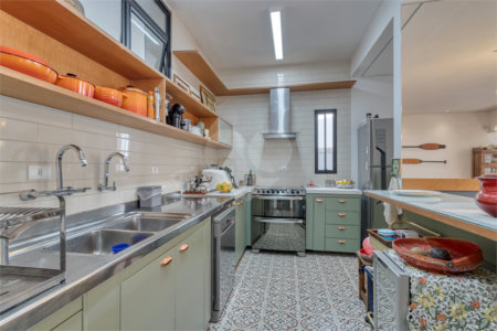 Casa à venda com 3 quartos, sendo 1 suíte, em Granja Julieta, São Paulo, SP