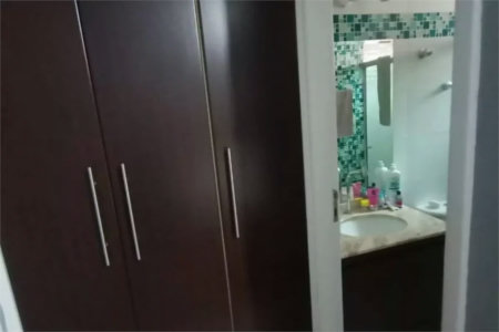 Lindo sobrado a venda em condomínio fechado, no Jardim das Palmas, com 3 dormitórios, sendo uma suíte