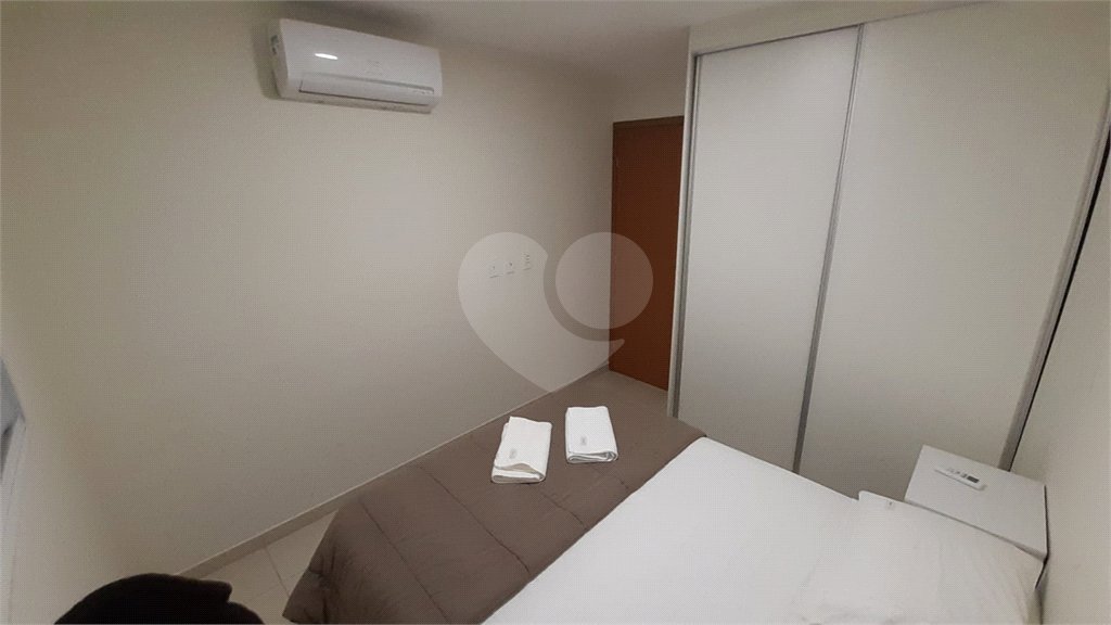 Apartamento no Condomínio Residencial Pieta .
