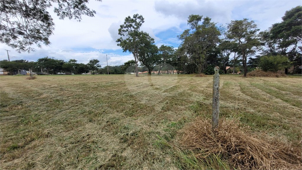 Loteamento Residencial no Condomínio Vila Pinhal do Broa.