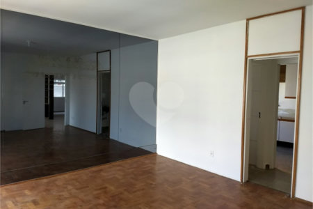 Apartamento para venda ou locação, 4 quartos (1 suíte), na Bela Vista, R Cincinato Braga