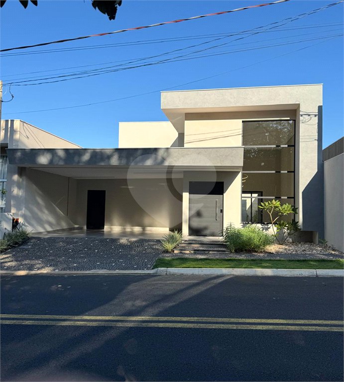 Casa 3 suítes no condomínio Faixa Azul