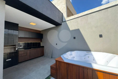 Casa Moderna / Jardim Residencial Nova Veneza