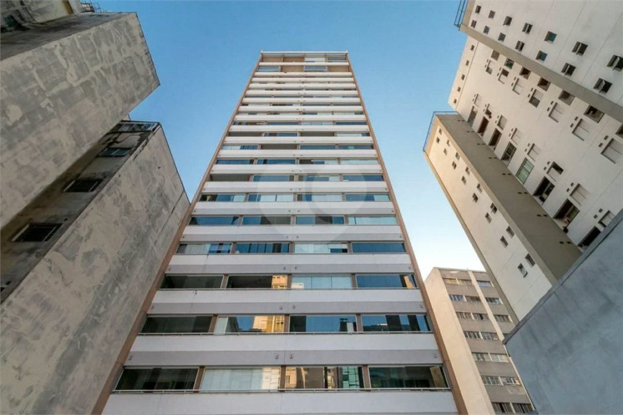 LOFT DUPLEX DE CINEMA. VENHA FAZER UMA VISITA.
