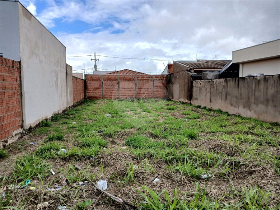 Terreno á venda no Jardim Embaré