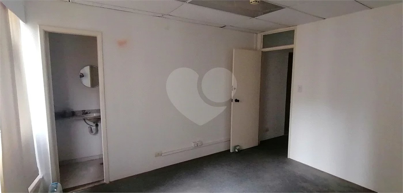 Sala comercial à venda em Higienópolis com 170 m2