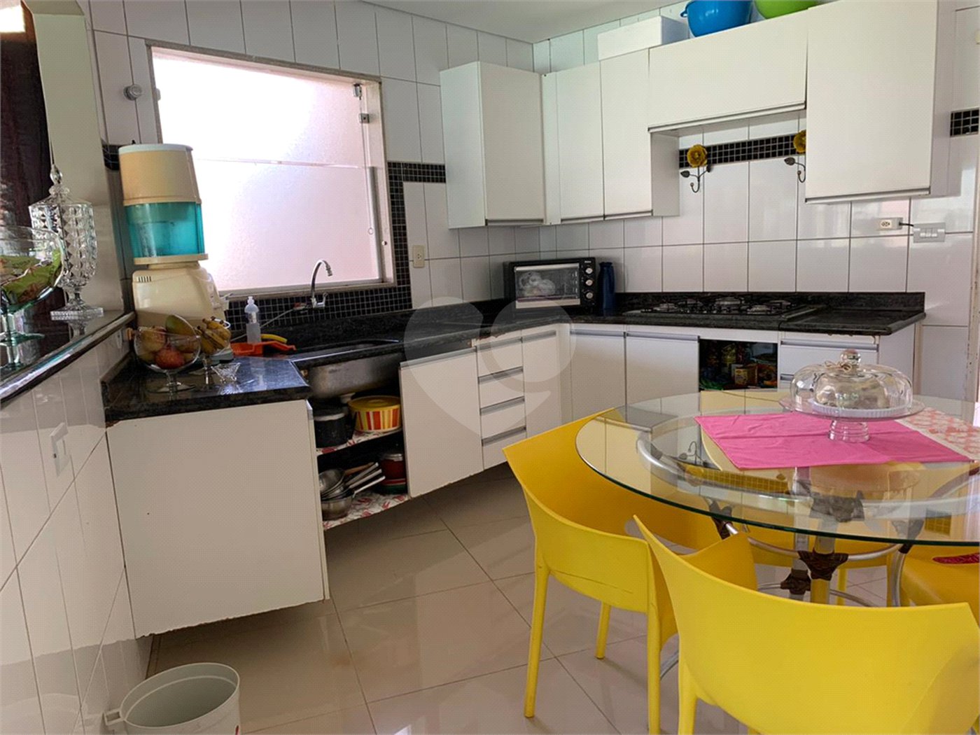 Casa à venda com 4 quartos, sendo 3 suítes, em Santos Dumont, Três Lagoas - MS