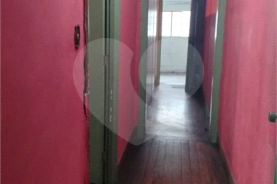 Casa à venda com 3 quartos, sendo 1 suíte,  em Bom Retiro, São Paulo, SP