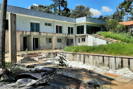 Casa Térrea à venda com 4 suítes em Alto da Boa Vista, São Paulo, SP