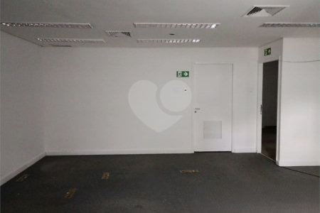PRÉDIO MONOUSUÁRIO - LOJA CORPORATIVA DE ALTO PADRÃO - BORBA GATO