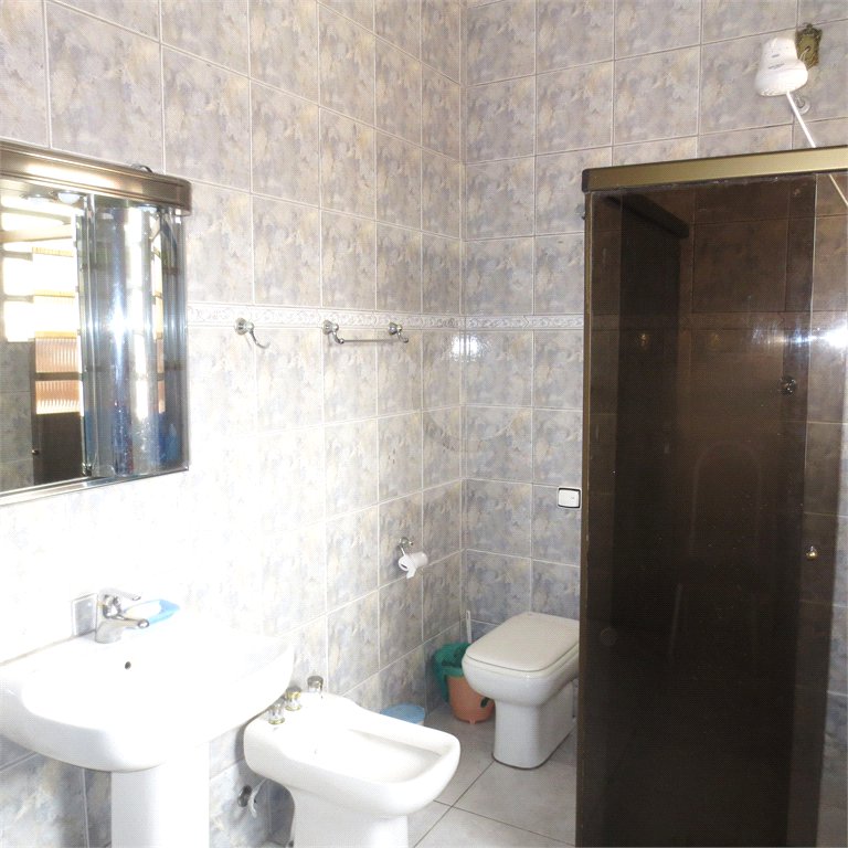 Sobrado Cial/Residencial à venda no Cambuci-220m2 construídos - 4 Quartos/12 vagas na garagem