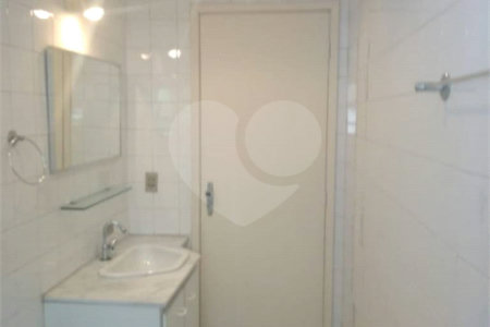 Sobrado com 150 m², 3 quartos e 2 vagas