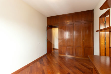 Apartamento a Venda na Chácara Santo Antônio, 163 m², 3 suítes, 2 vagas,, lazer e próximo ao parque
