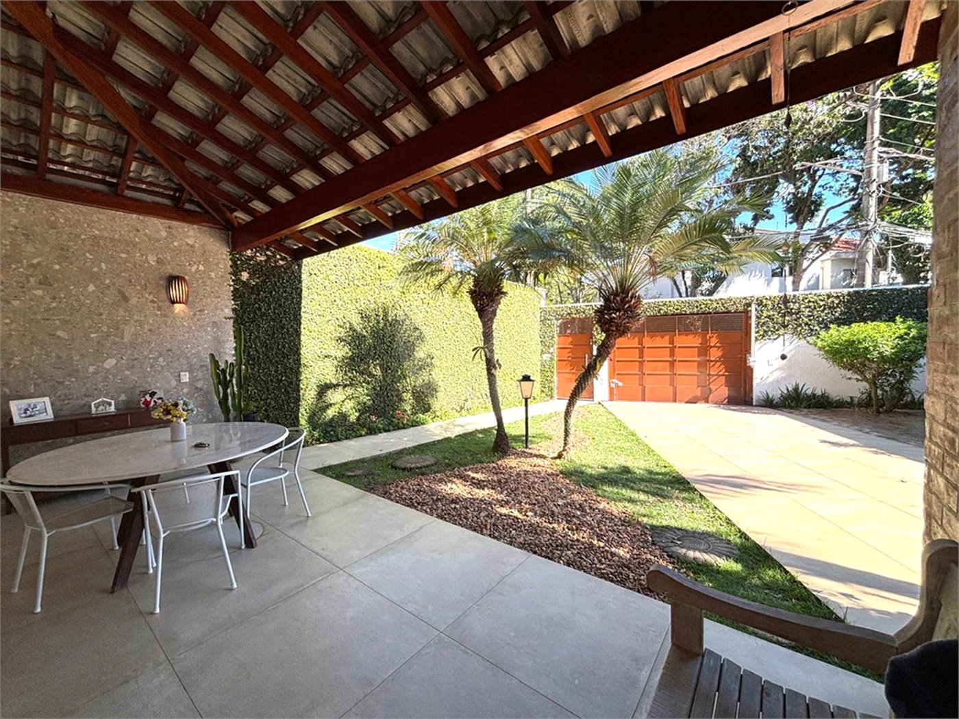 Casa térrea em rua sem saída com guarita 24hs - Tremembé - São Paulo/SP