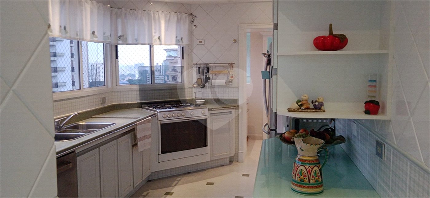 Duplex à venda com 7 quartos, sendo 5 suítes, em Anália Franco, São Paulo, SP