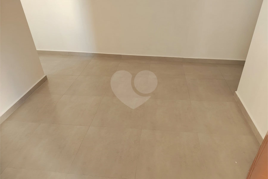 Apartamentos à Venda no Parque Vitória