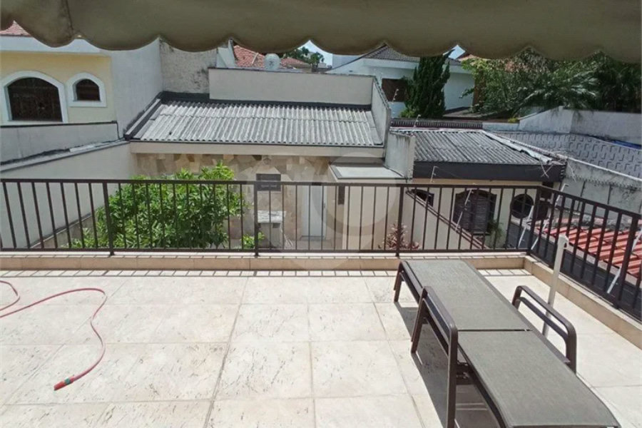 Casa à venda com 3 quartos, sendo 1 suíte,  em Bosque da Saúde, São Paulo, SP