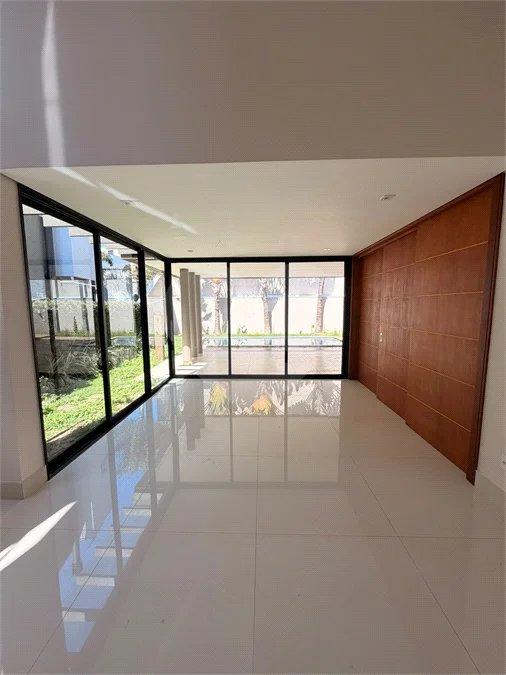 CASA À VENDA CONDOMINIO PORTAL BRAGANÇA | 4 SUÍTES | PISCINA