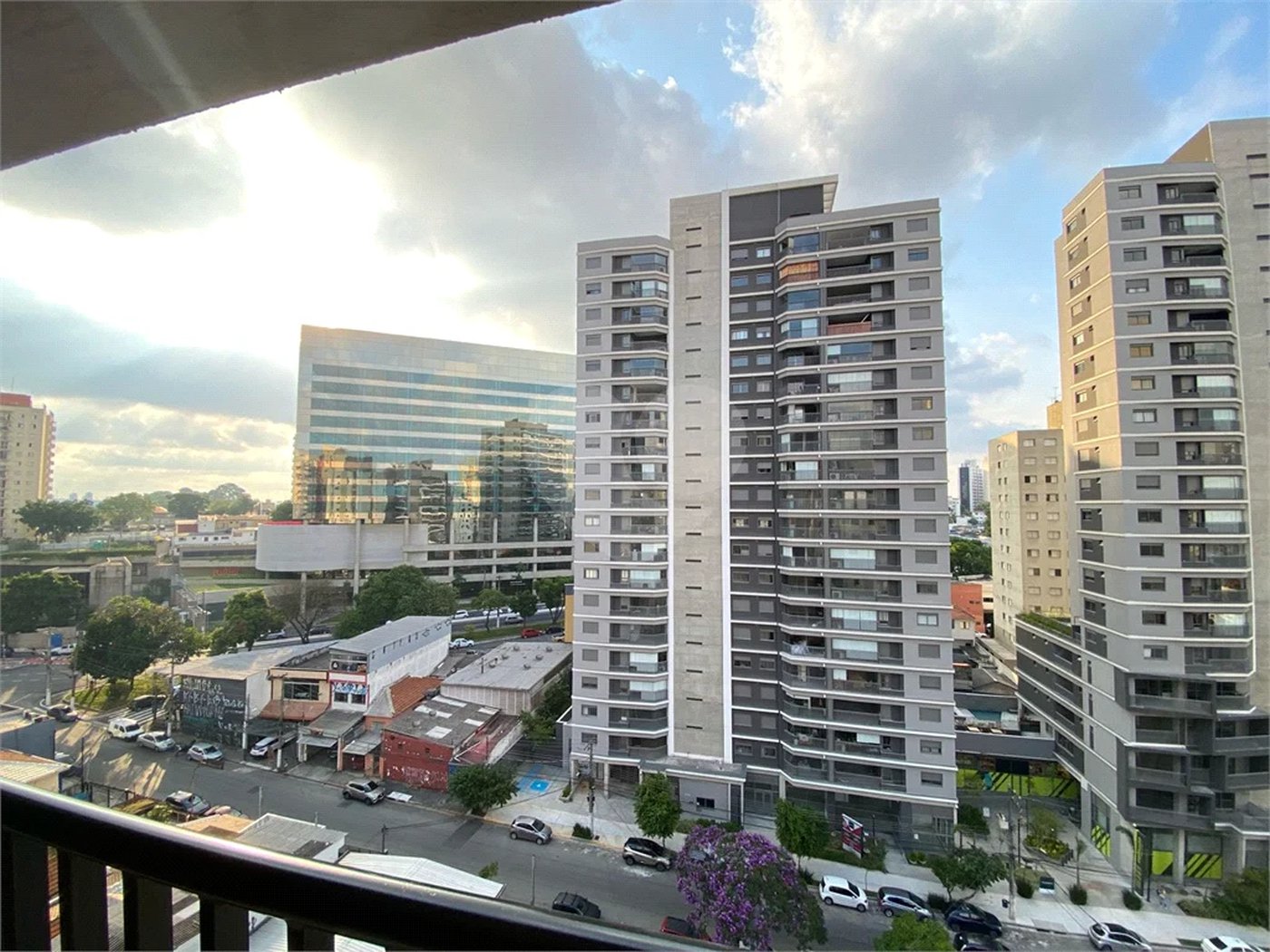 Studio metrô conceição.