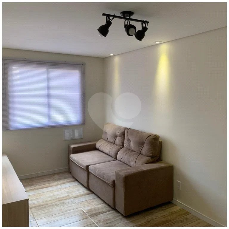 Apartamento à venda na Frei Caneca, 28 m², 1 quarto