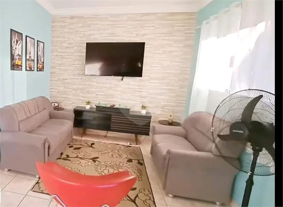 Belíssima casa com 04 dormitórios em Itanhaém