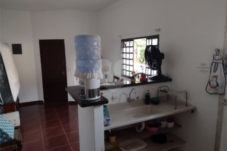 Casa térrea no Jardim Santa Felícia