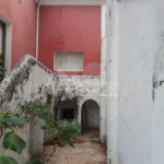 Casa Térrea com 2 dormitórios.