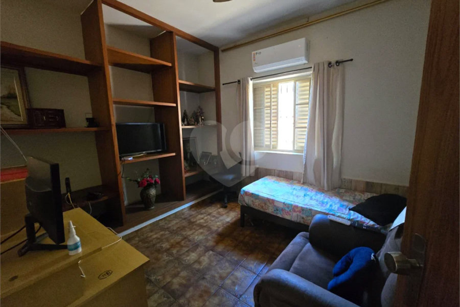 Casa à venda com 3 quartos, sendo 1 suíte, em Cidade Jardim, Pirassununga, SP