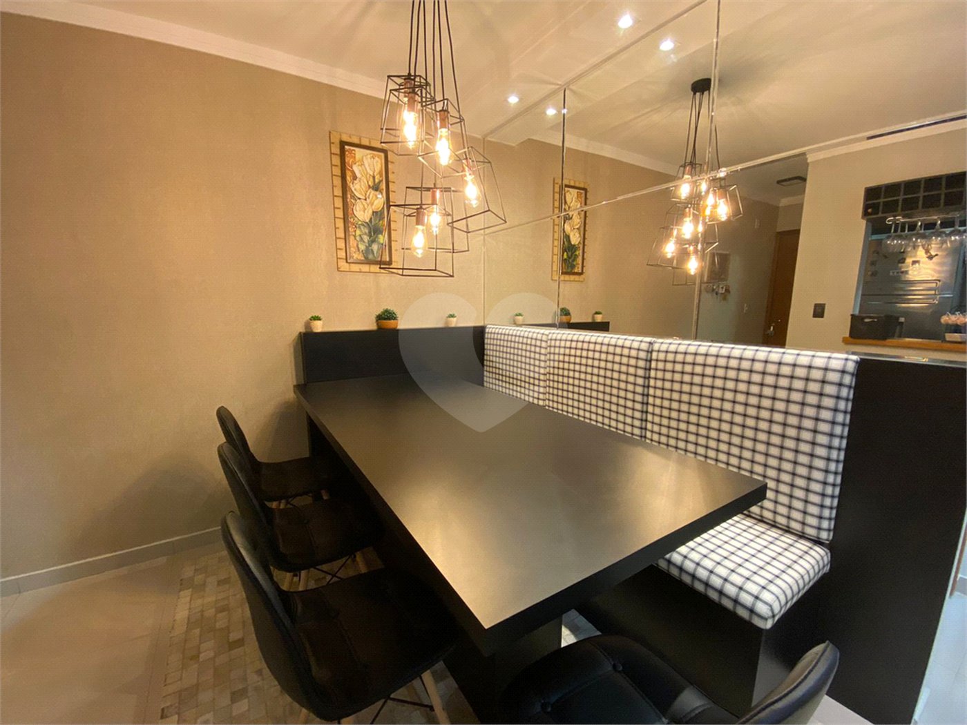 Apartamento mobiliado a venda na Vila Nery - São Carlos/SP