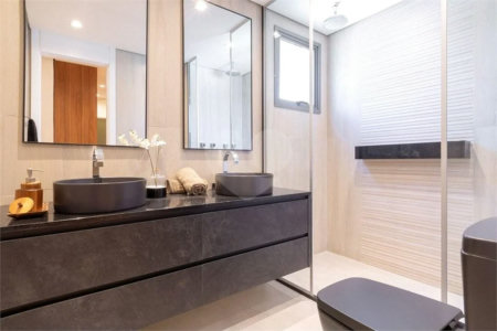 Apartamento novo com 129m² na Mooca com 2 suítes e 2 vagas.