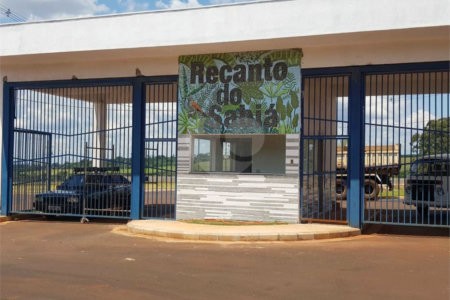 Terreno para venda, dispondo de 251,00 m² .